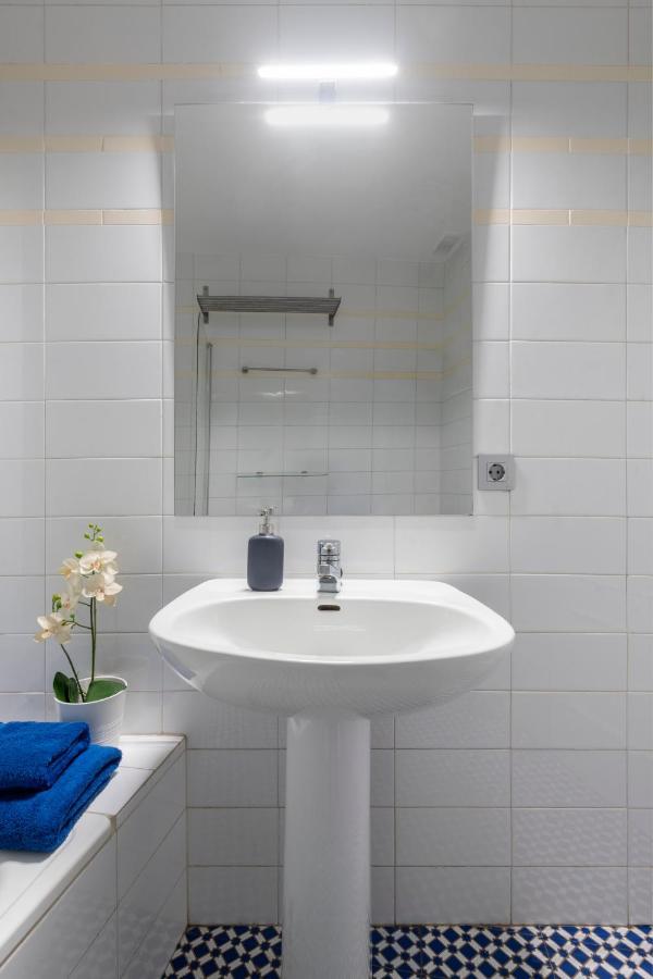 Apartamento Con Terraza En Sevilla Centro By Rent Me Exterior foto