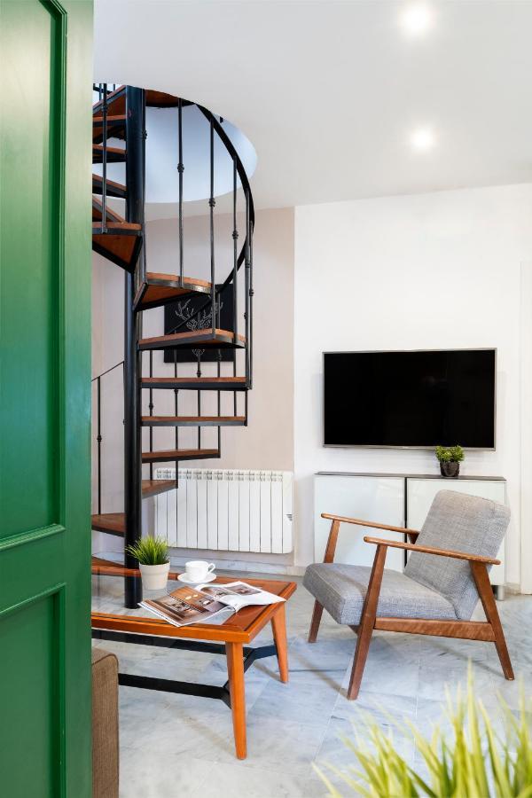 Apartamento Con Terraza En Sevilla Centro By Rent Me Exterior foto