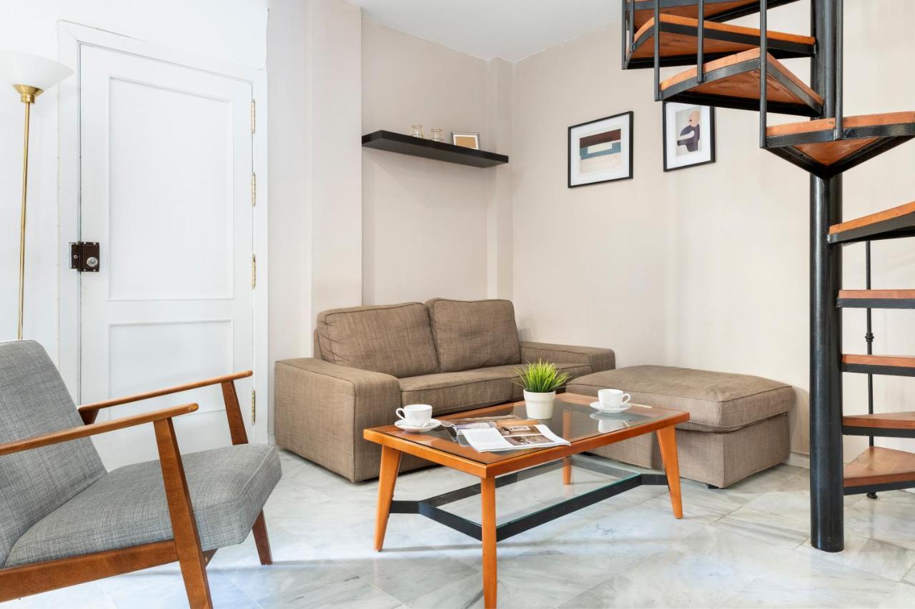Apartamento Con Terraza En Sevilla Centro By Rent Me Exterior foto