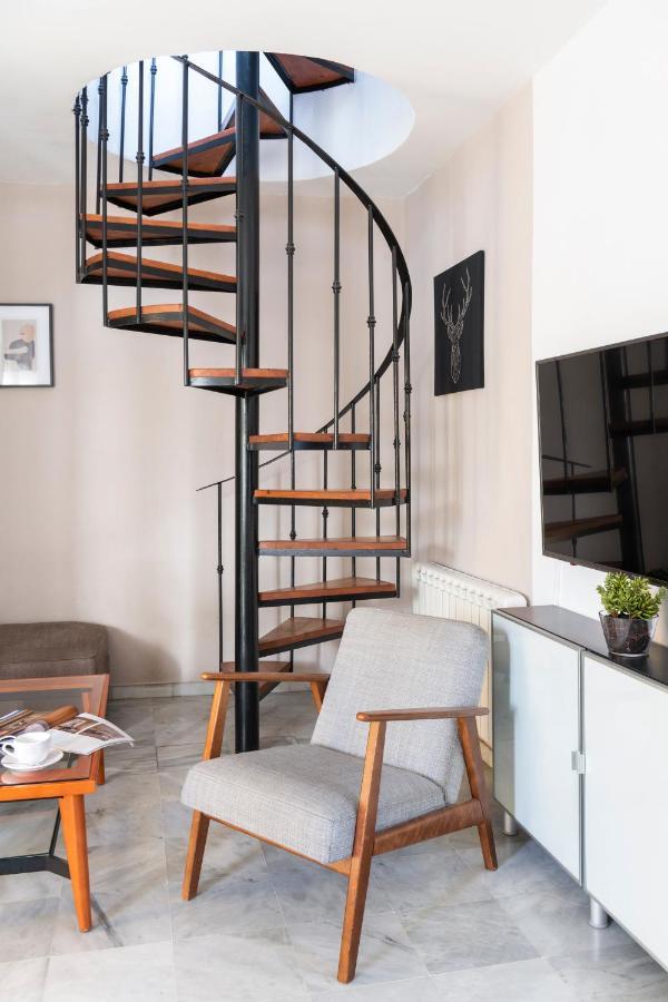 Apartamento Con Terraza En Sevilla Centro By Rent Me Exterior foto